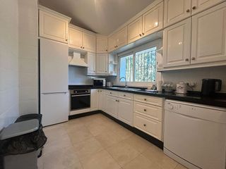 Chalet en alquiler en Elviria en Marbella