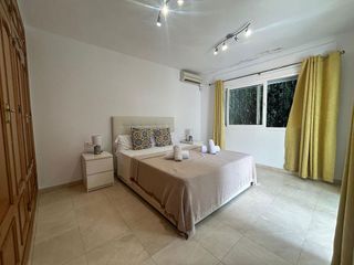 Chalet en alquiler en Elviria en Marbella