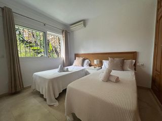 Chalet en alquiler en Elviria en Marbella