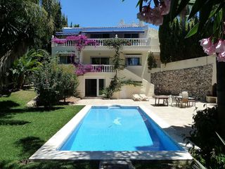 Chalet en alquiler en Elviria en Marbella