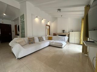 Chalet en alquiler en Elviria en Marbella