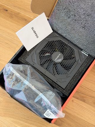 GUGABYTE 850W PCIE 5, ATX 3.0