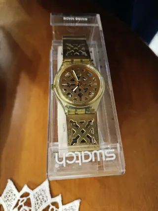 Orologi x Nr 2 Swatch Colore Oro Nuovi Complet €49