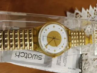Orologi x Nr 2 Swatch Colore Oro Nuovi Complet €49