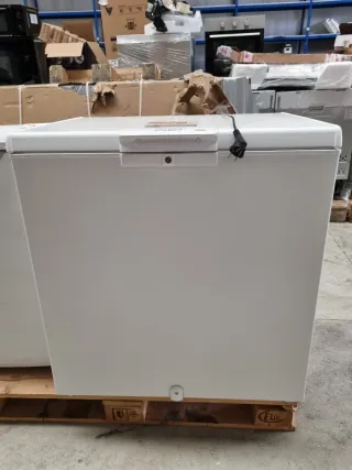 Arcón Horizontal Whirlpool 164L Blanco