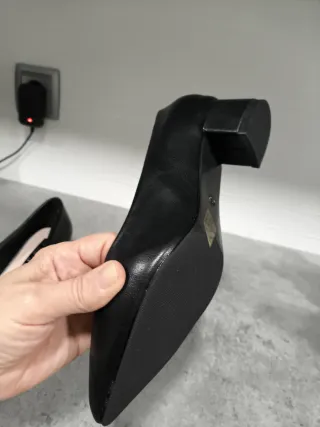 Zapatos tacón 4cm sin estrenar beige y negro