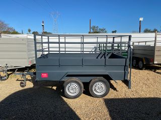 REMOLQUE NUEVO, LIQUIDACIÓN SOLO 1 UNIDAD