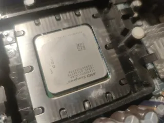 Placa Base Gigabyte K8VM800MNF