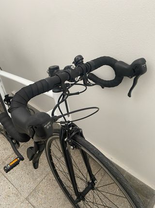 Bici carretera Van Rysel blanca