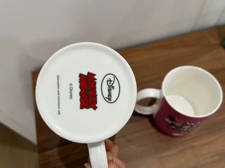 Conjunto 2 Canecas Mickey e Minnie Disney