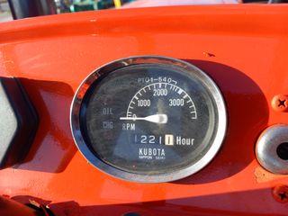 Tractor Kubota ZL1500DT Naranja