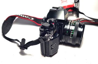 Canon A-1 + Lente FD 50mm 1:1.8