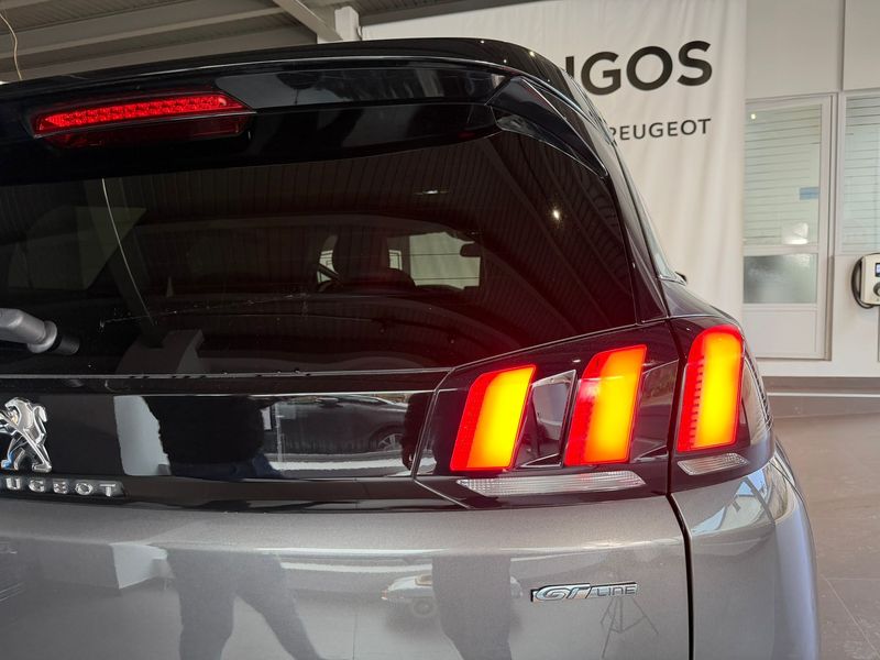 Peugeot 5008 2017, foto 22