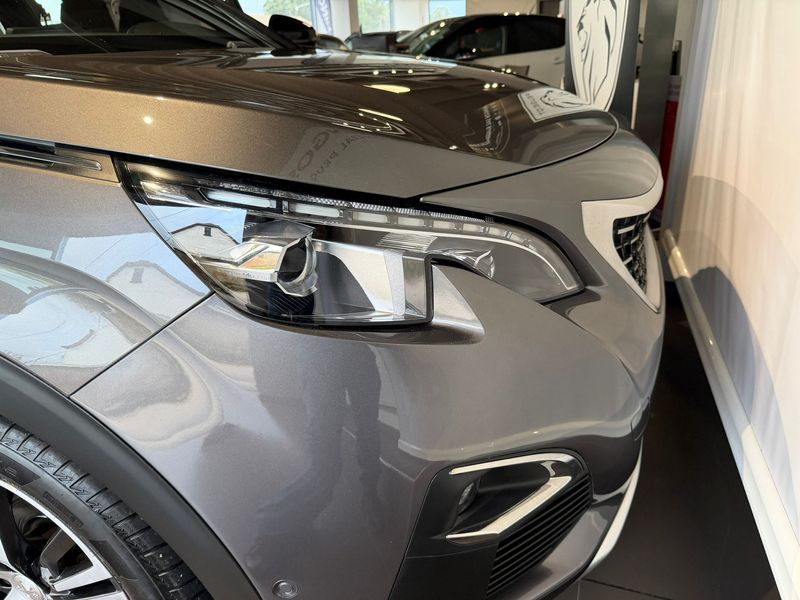 Peugeot 5008 2017, foto 21