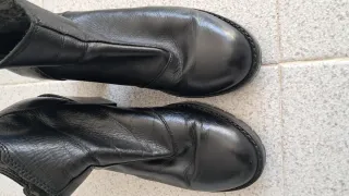 Botines de piel negros con cremallera