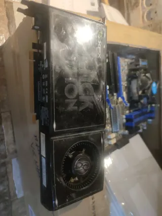 XFX Tarjeta Gráfica GRX 260