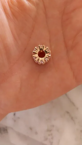 Charm Pandora Oro Rosa Circonitas.