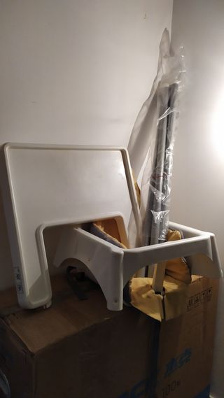 Trona Antilop con bandeja y funda