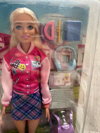 Barbie I Love School con accesorios