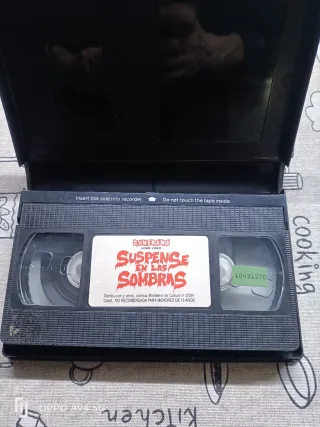 Película VHS Suspense en las Sombras