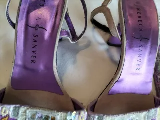 Sandalias y bolso REBECA SANVER a juego