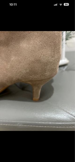 Stivali scamosciati donna beige