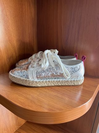 Zapatos brillo plateados talla 36