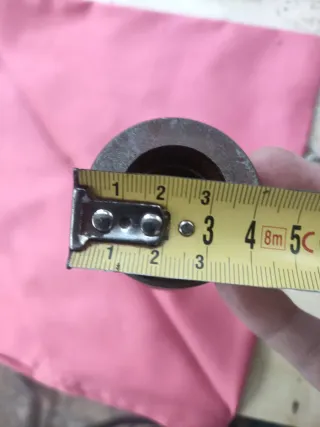 Broca para partir troncos