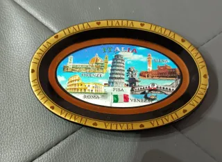 Piattino in porcellana Souvenir monumenti Italia