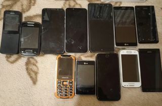 Lote 12 móviles y smartphones LG, Samsung y Apple