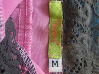 Top donna rosa con pizzo marrone