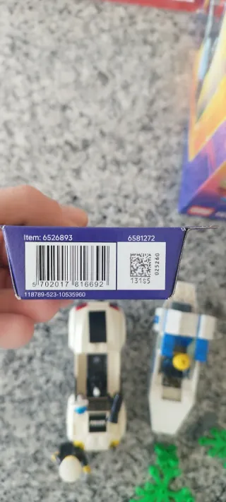 Lote LEGO Ninjago e Spider-Man Minifigures