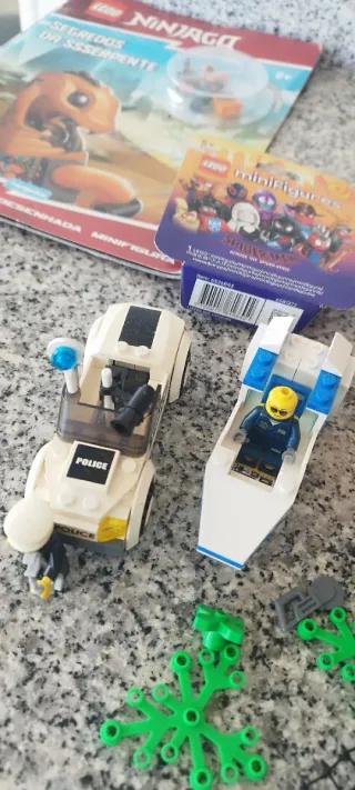 Lote LEGO Ninjago e Spider-Man Minifigures