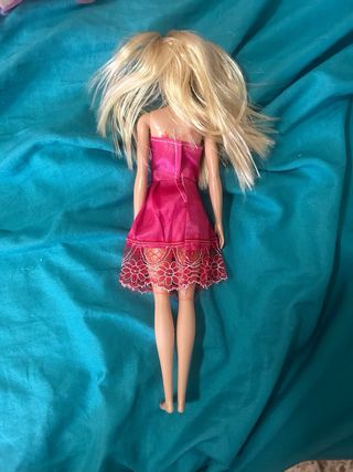 Ropa para muñeca estilo Barbie