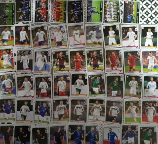 UEFA EURO 2020 Panini. LOTE de cromos. 4 fotos.