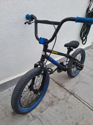 Bicicleta BMX Bikestar 16 niño