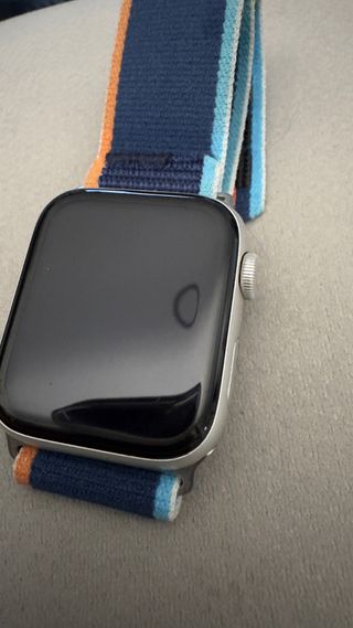 Apple Watch SE Multicolor y Plateado