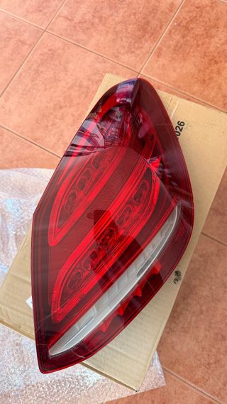 Pilotos Mercedes C205 A205906035764 A205906045764