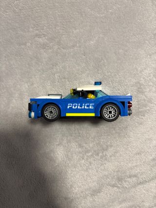 Coche de policía LEGO azul