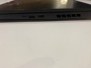 Acer Nitro 5 AN516-56 Portátil