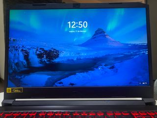 Acer Nitro 5 AN516-56 Portátil