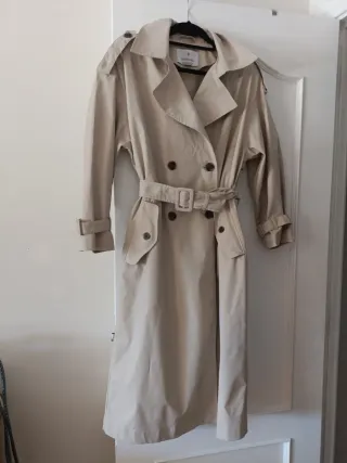 Gabardina Stradivarius Talla Única Beige
