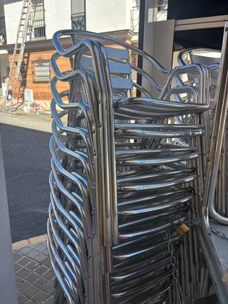 Lote de 6 Mesa y 24 sillas de terraza metálicas