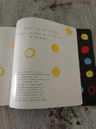 Un libro (Spanish Edition)