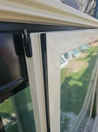 ventana corredera de  aluminio climalit