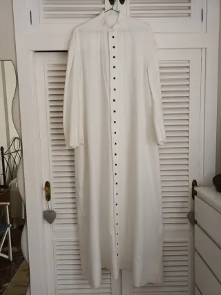 Túnica,capa y antifaz Virgen Hermandad Paz Adulto