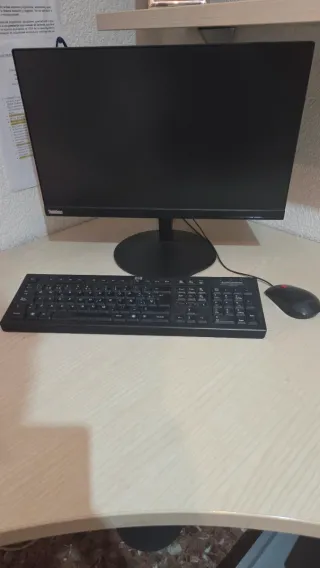 PC Lenovo i5 + Monitor (2 Unidades)
