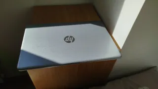 Computadora HP 255 G8 Notebook PC 15 usada