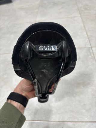 Sillín Fi'zi:k Tundra M5