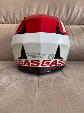 Casco Gas Gas talla M con funda Hebo